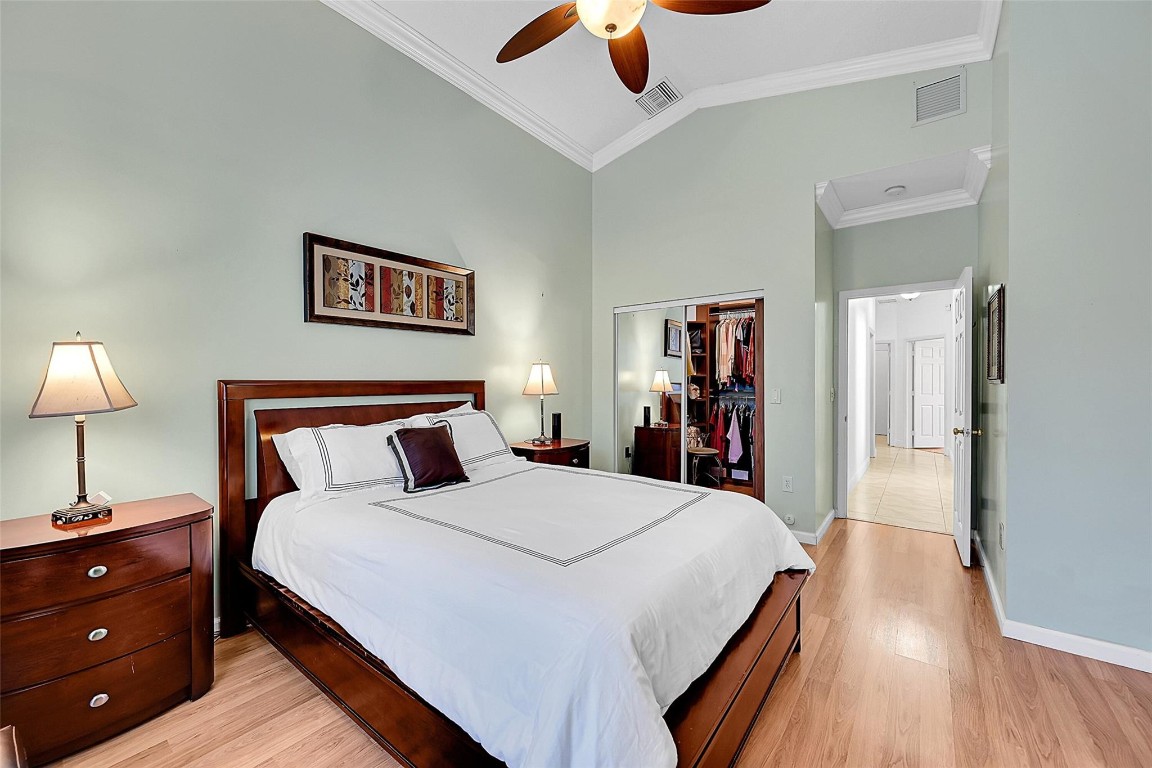 WYNDHAM LAKES/MAYFAIR - Residential