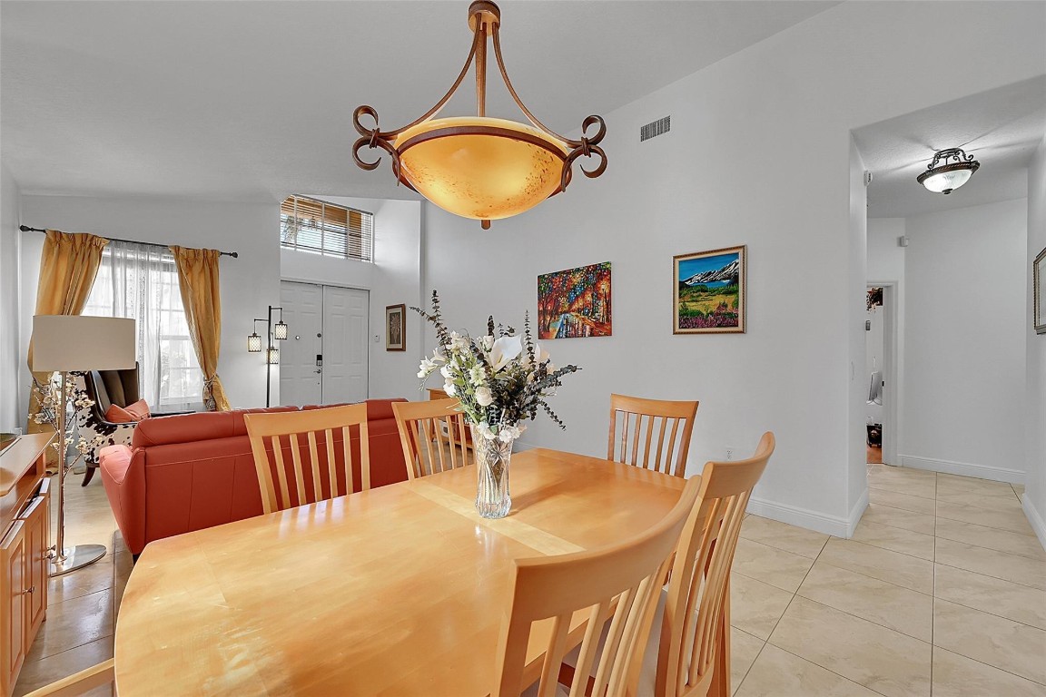 WYNDHAM LAKES/MAYFAIR - Residential