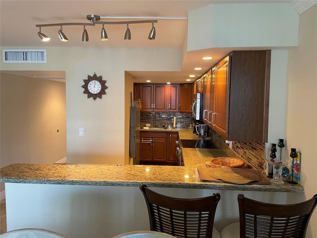 The Seasons Condo - Residential Lease