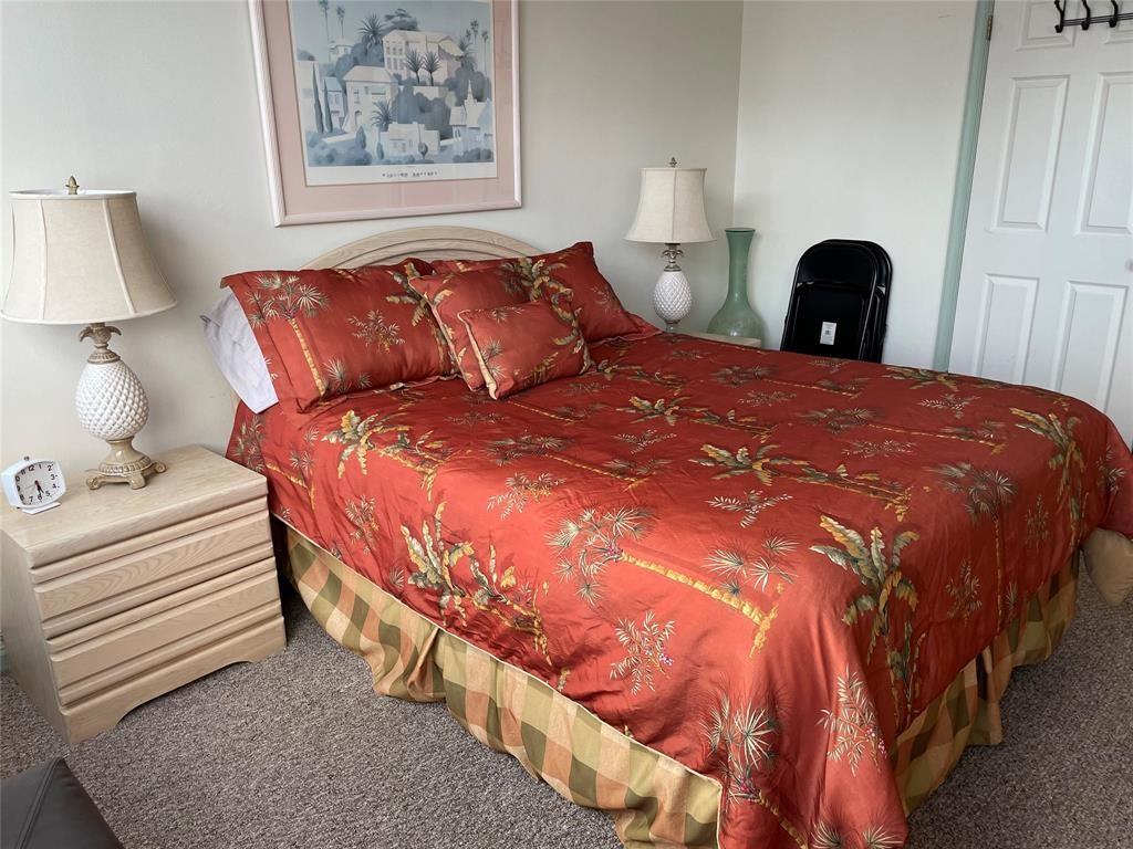 The Seasons Condo - Residential Lease