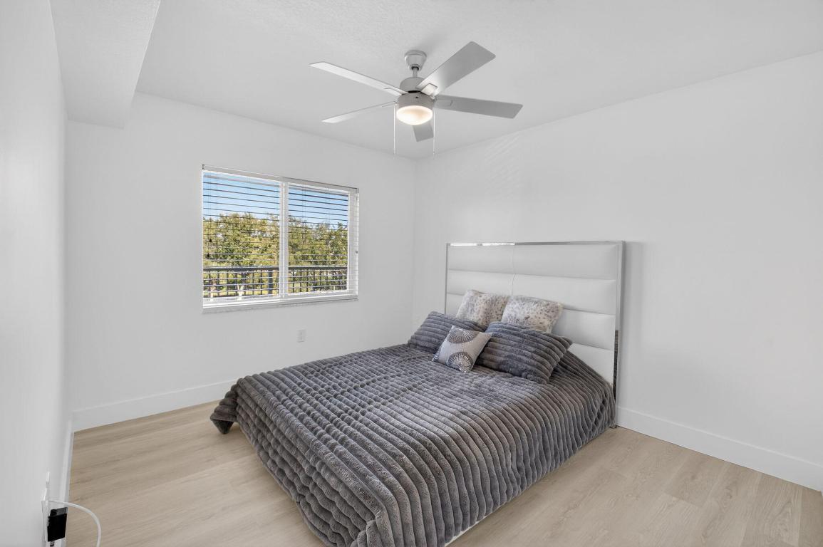 Coral Lakes-Regal Shores - Residential