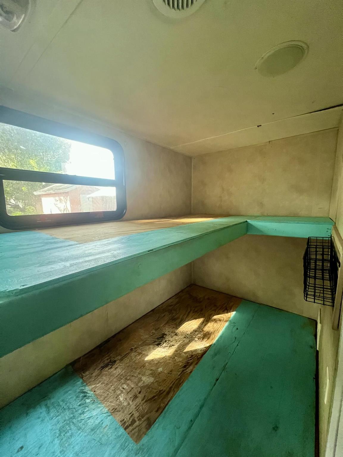 Lakeview Ridge - Residential Lease