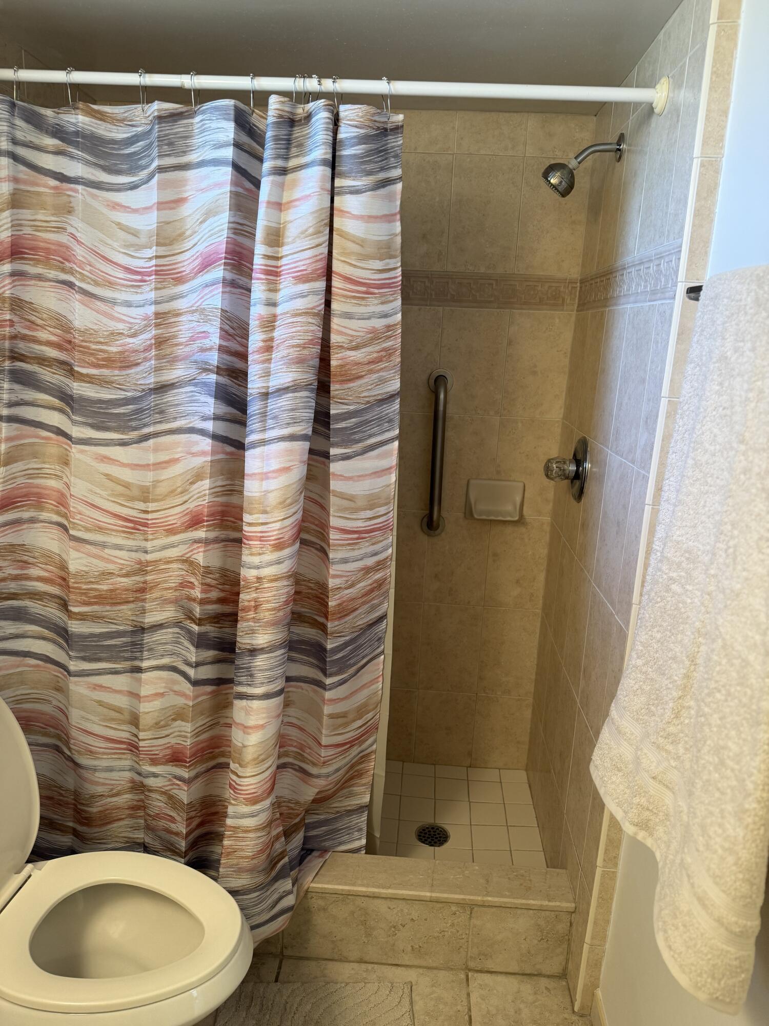 Lake Clarke Gardens Condo 9 - Residential