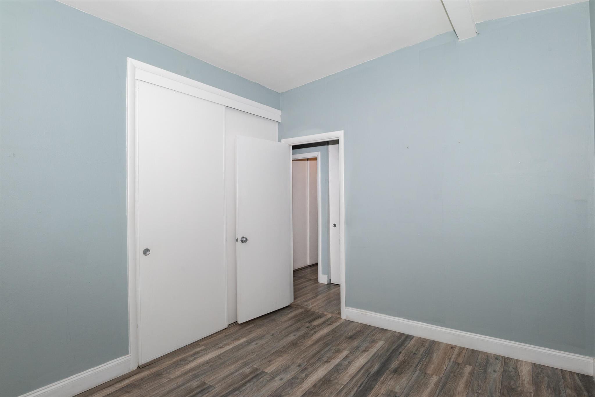 BAHAMA HEIGHTS - Residential