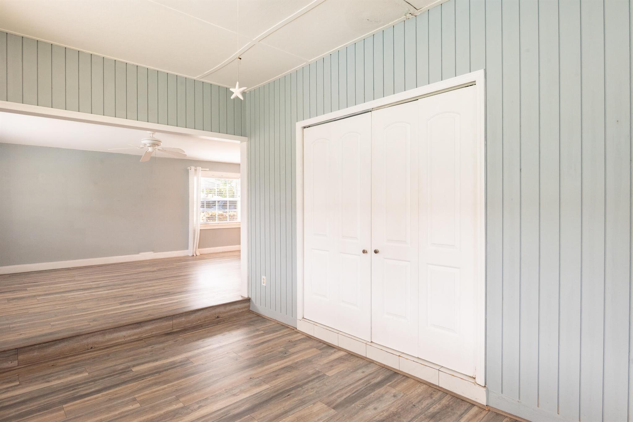 BAHAMA HEIGHTS - Residential