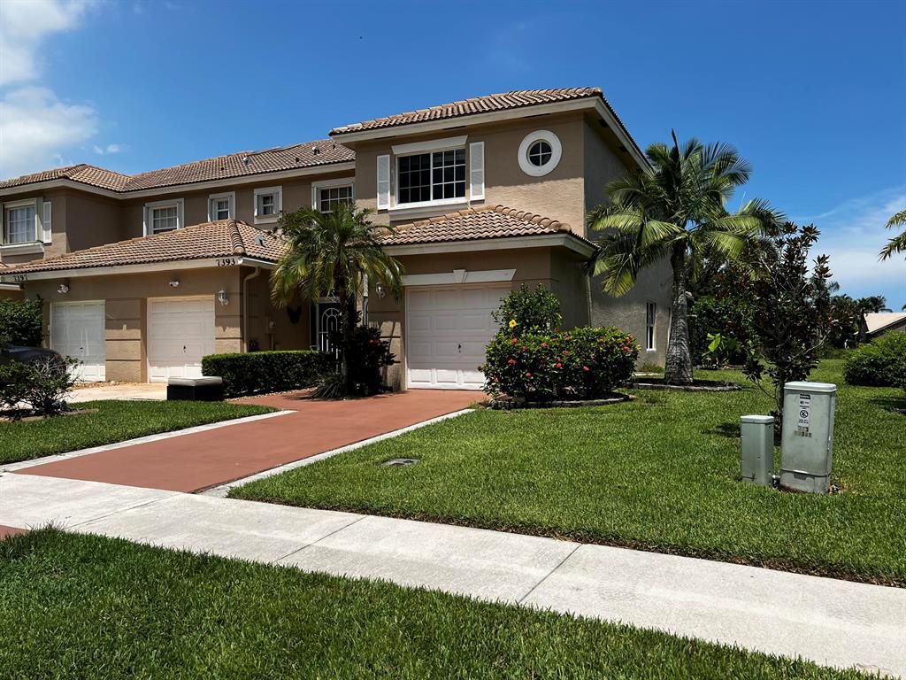 Photo of 7389 Smithbrooke Drive Dr, Lake Worth Beach, FL 33467 (MLS # R10826124)