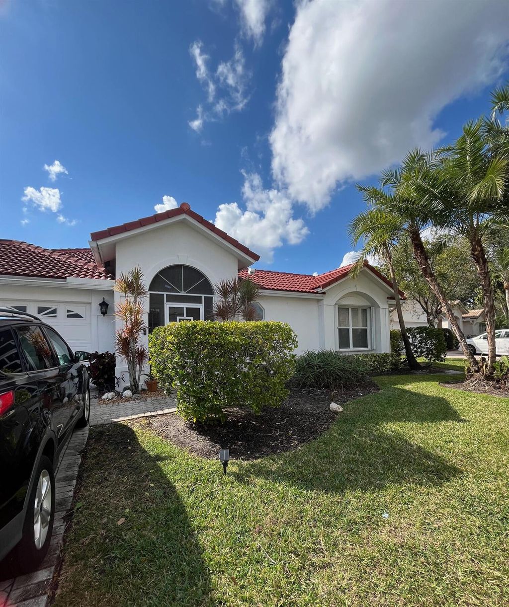 Photo of 2563 Egret Lake Drive #1, Greenacres, FL 33413 (MLS # R11105054)