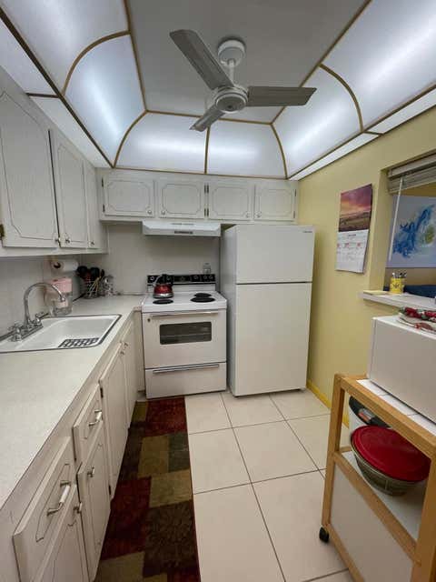 Tiny photo for 259 Farnham K #259, Deerfield Beach, FL 33442 (MLS # B26014410)