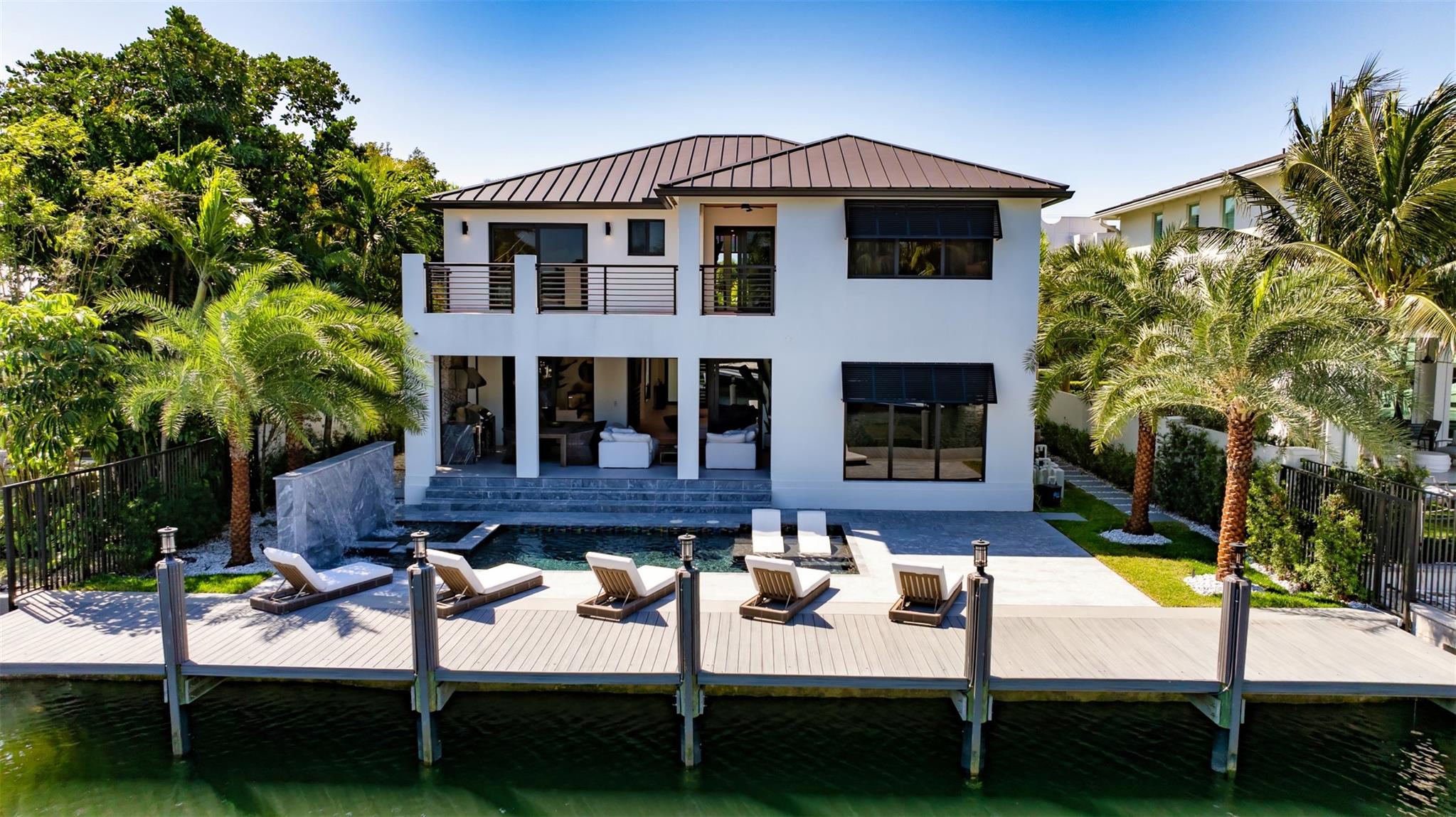 RIO VISTA ISLES - Residential