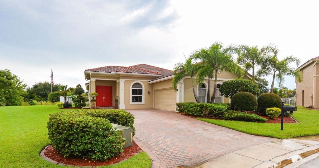 Photo of 1926 SW Exeter Court, Port Saint Lucie, FL 34953 (MLS # R10923571)
