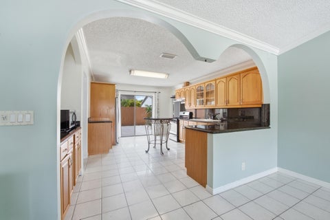 Tiny photo for 5814 Ithaca Circle E, Lake Worth, FL 33463 (MLS # B26049099)