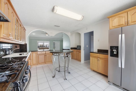 Tiny photo for 5814 Ithaca Circle E, Lake Worth, FL 33463 (MLS # B26049099)