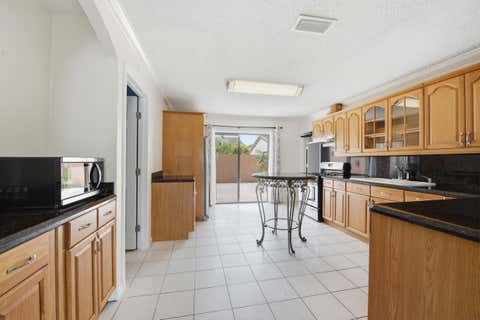 Tiny photo for 5814 Ithaca Circle E, Lake Worth, FL 33463 (MLS # B26049099)