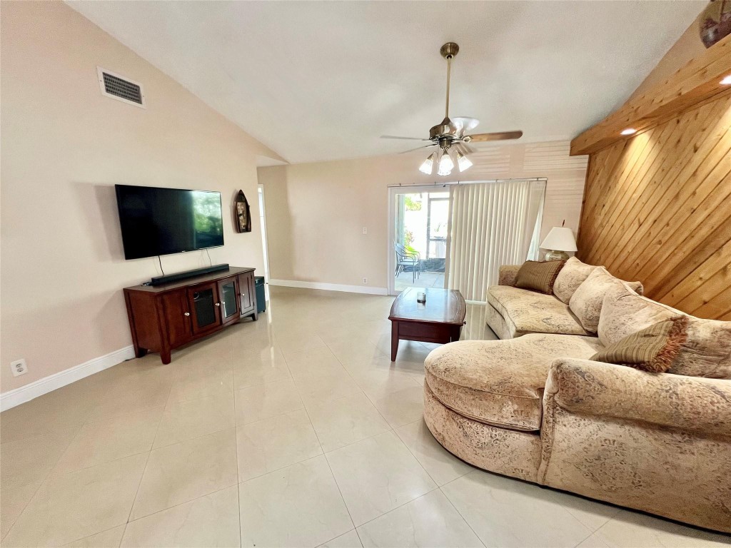 The Crossings 2 97-42 B - Residential