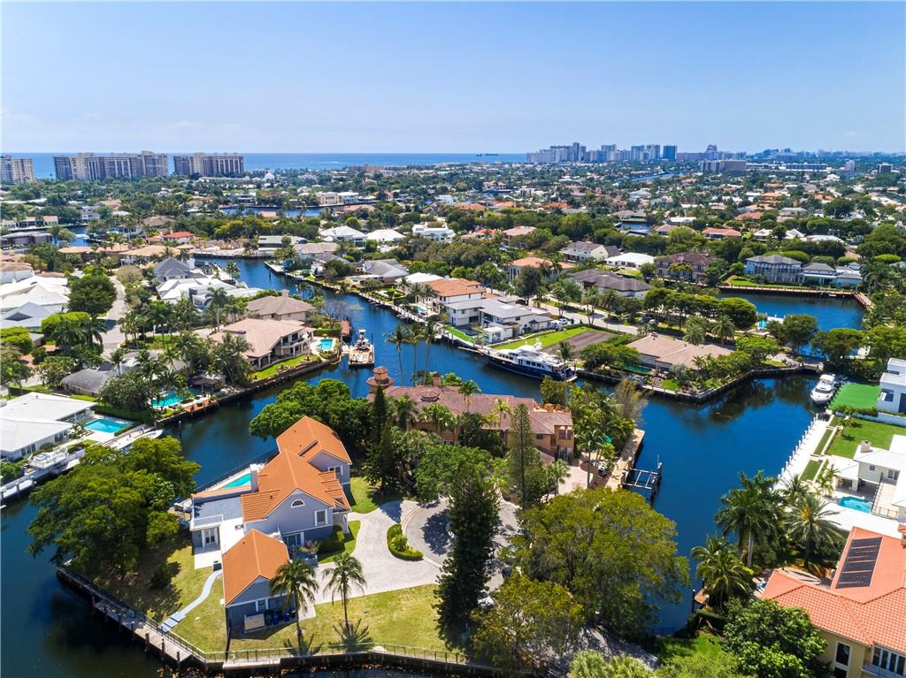 Bay Colony Sec Of Landing - Residential