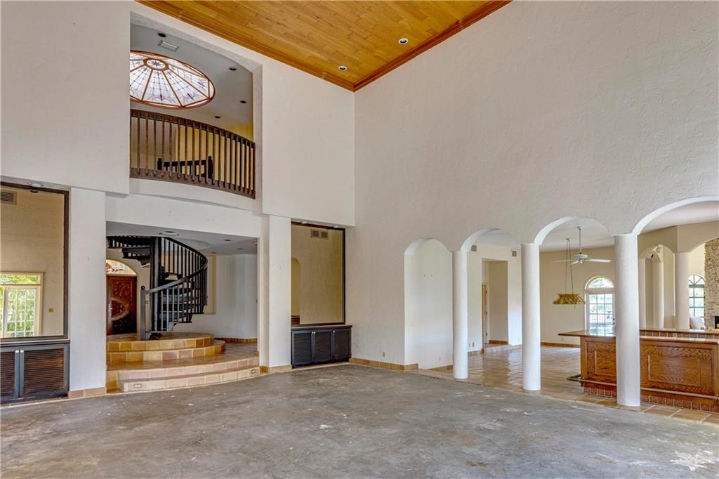 Bay Colony Sec Of Landing - Residential