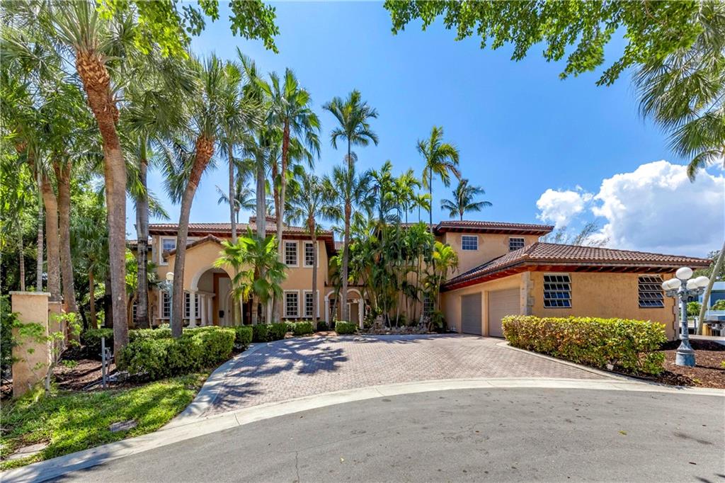 Bay Colony Sec Of Landing - Residential