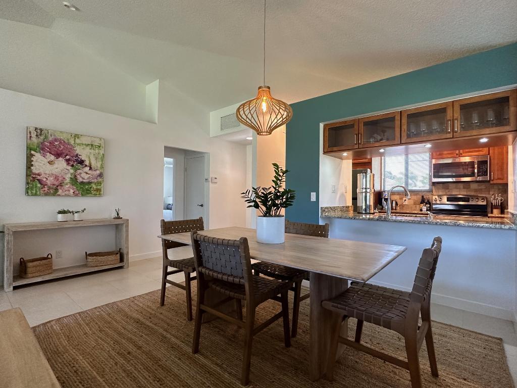 PGA CLUB COTTAGES - Residential Lease