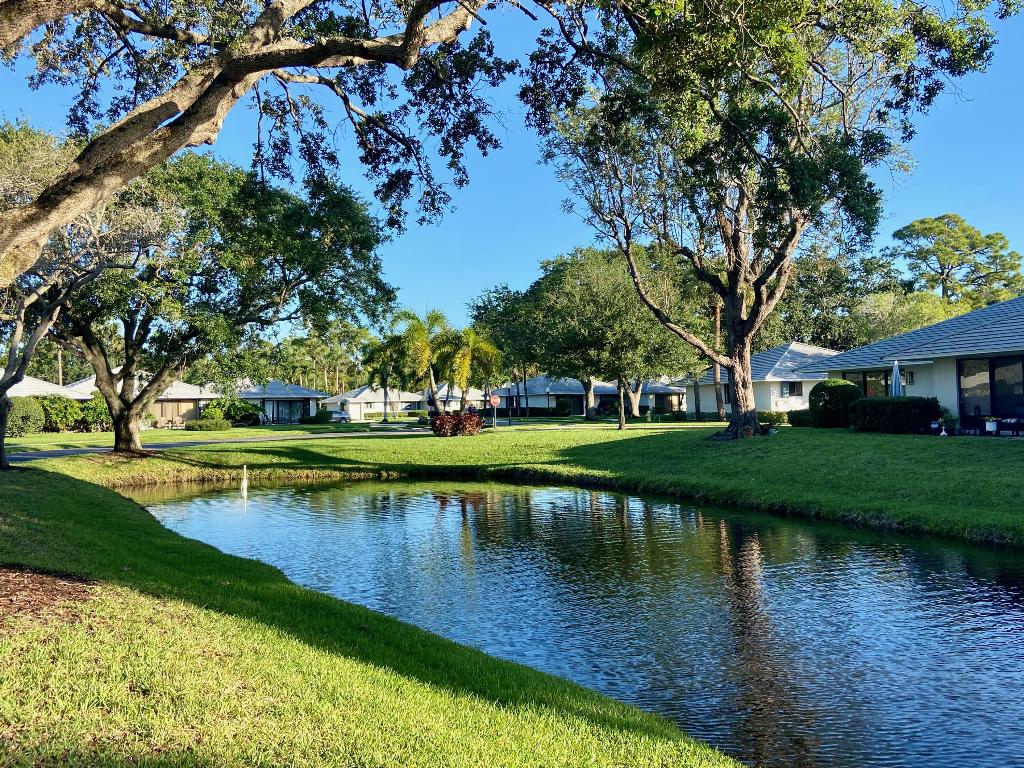 PGA CLUB COTTAGES - Residential Lease