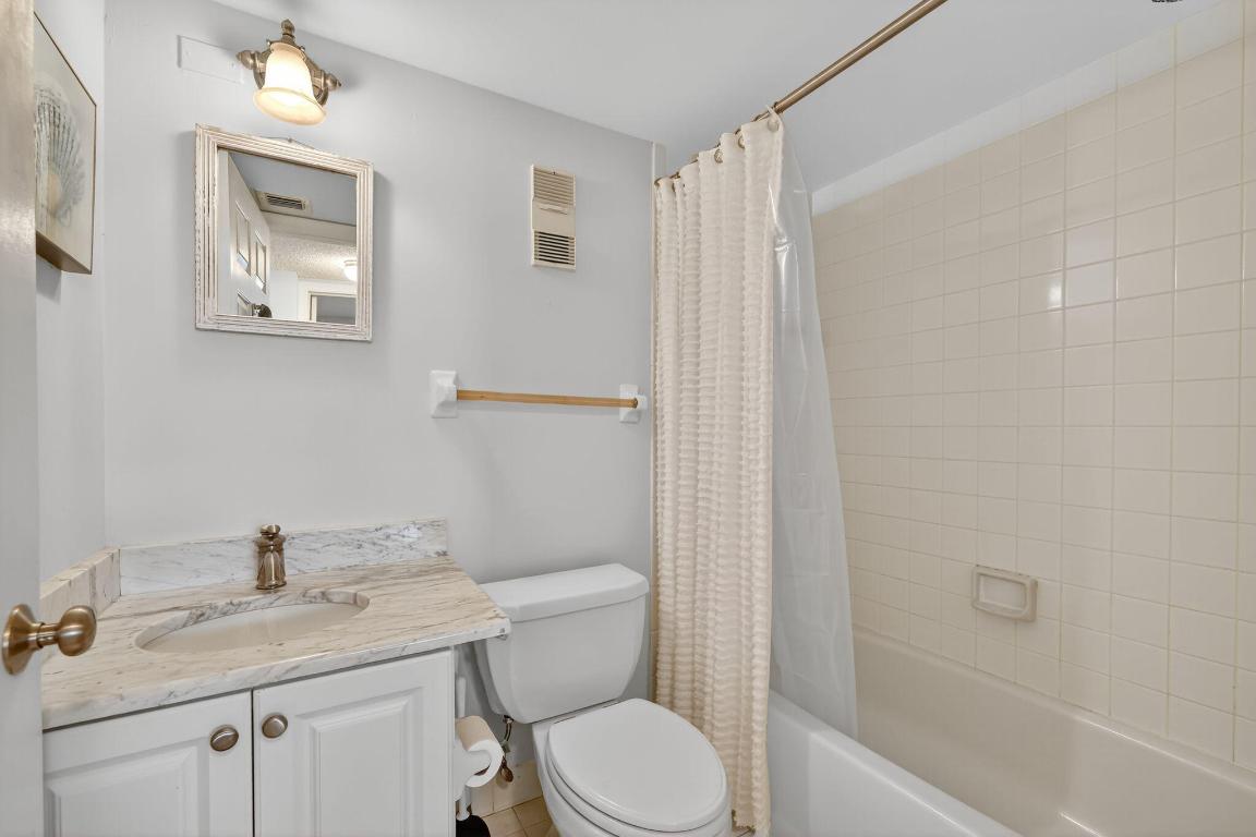 BRYN MAWR OCEAN TOWERS, A CONDOMINIUM - Residential Lease