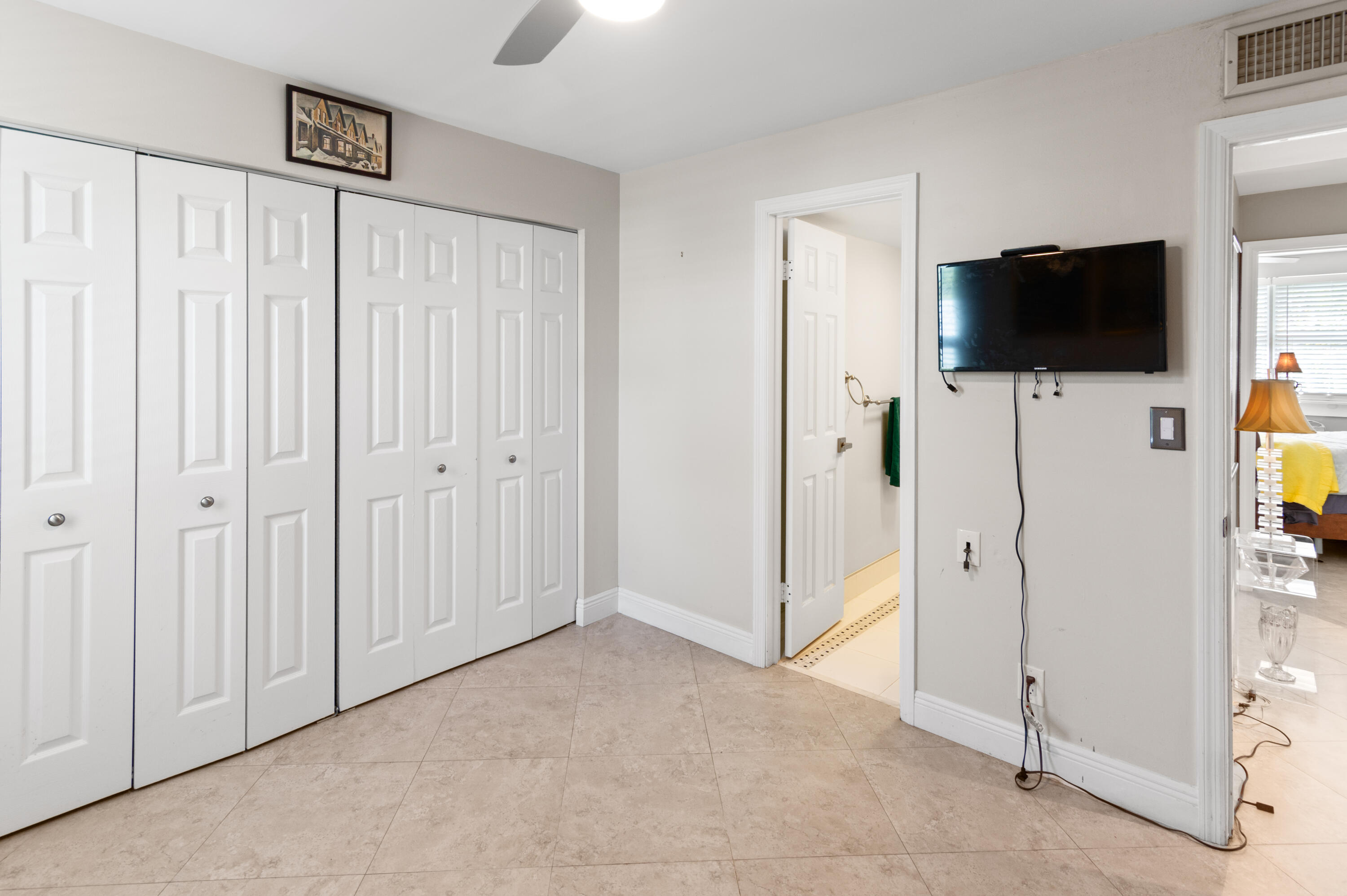 Footbridge Townhouses - Residential