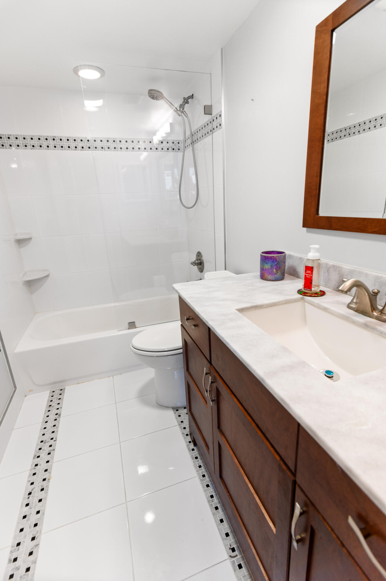 Footbridge Townhouses - Residential