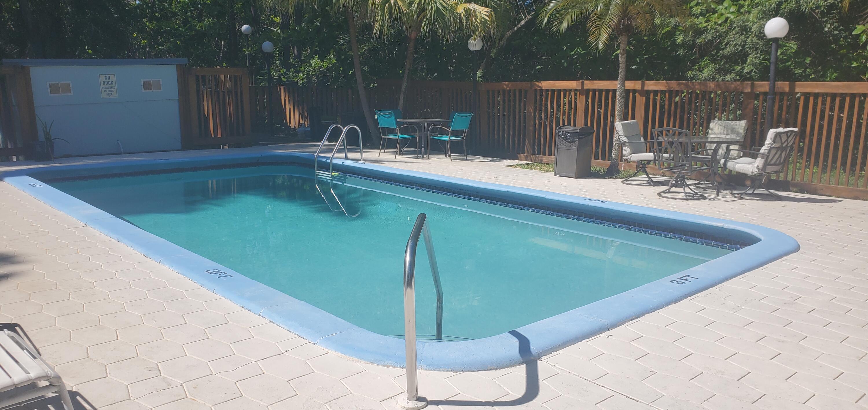 Footbridge Townhouses - Residential