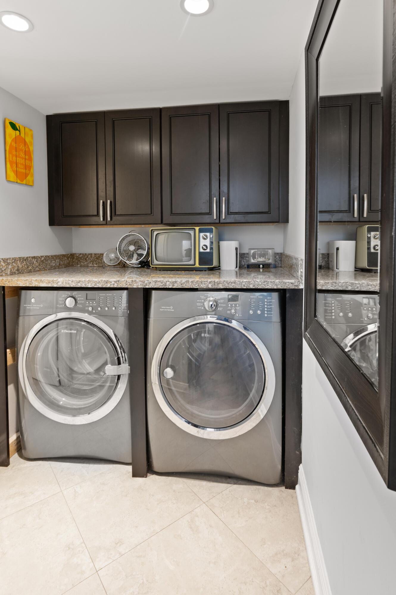 Footbridge Townhouses - Residential