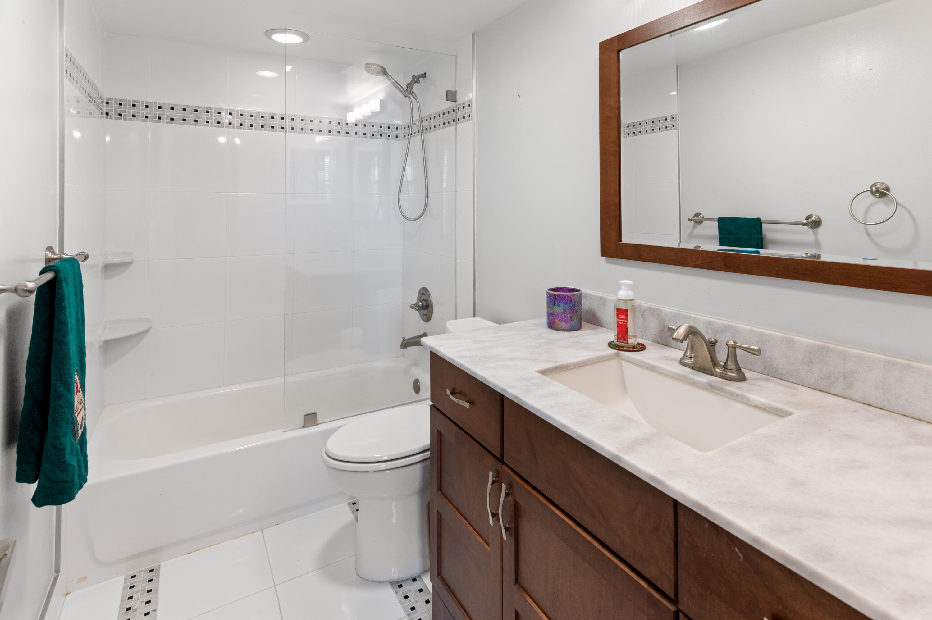 Footbridge Townhouses - Residential