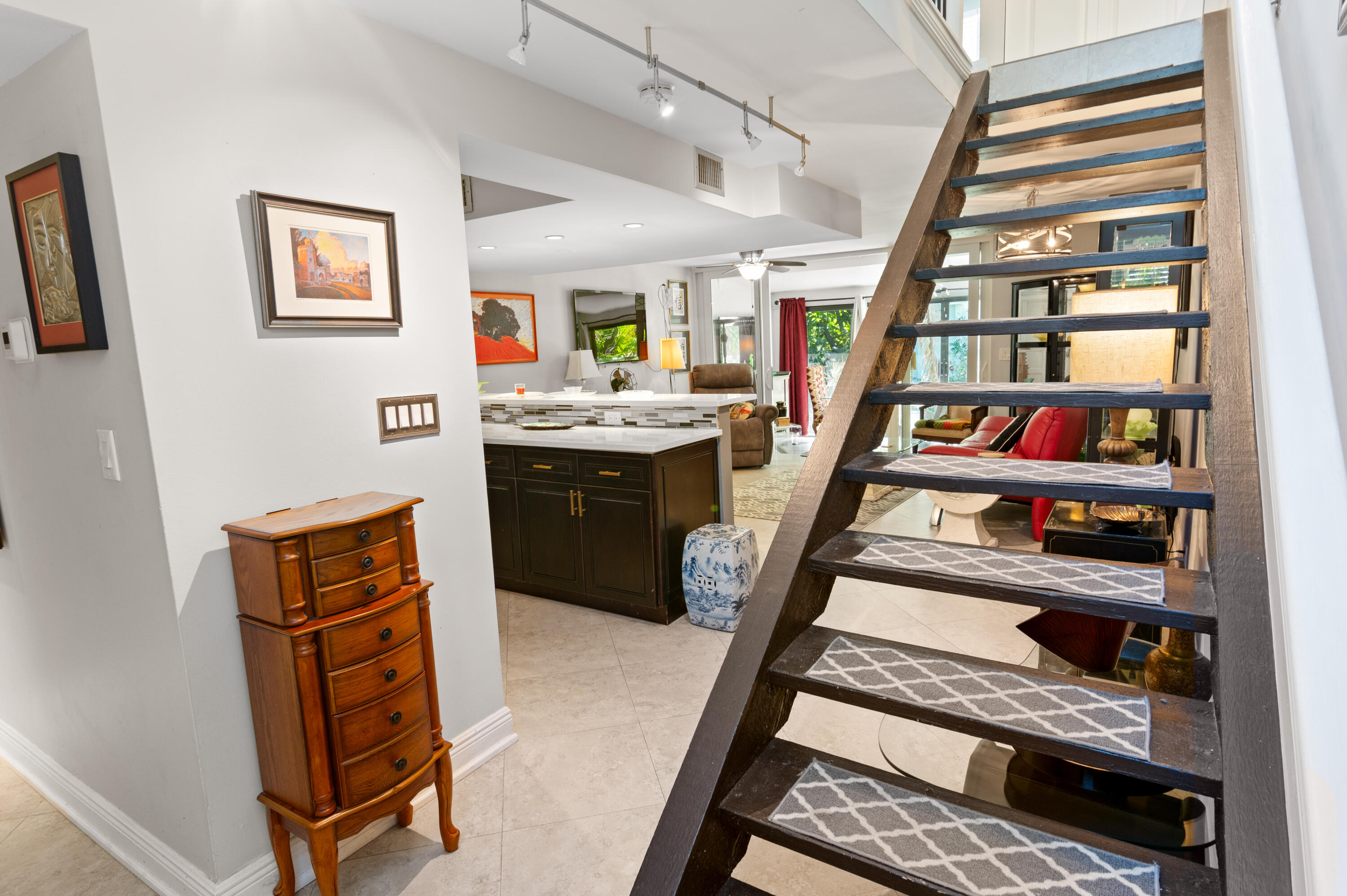 Footbridge Townhouses - Residential