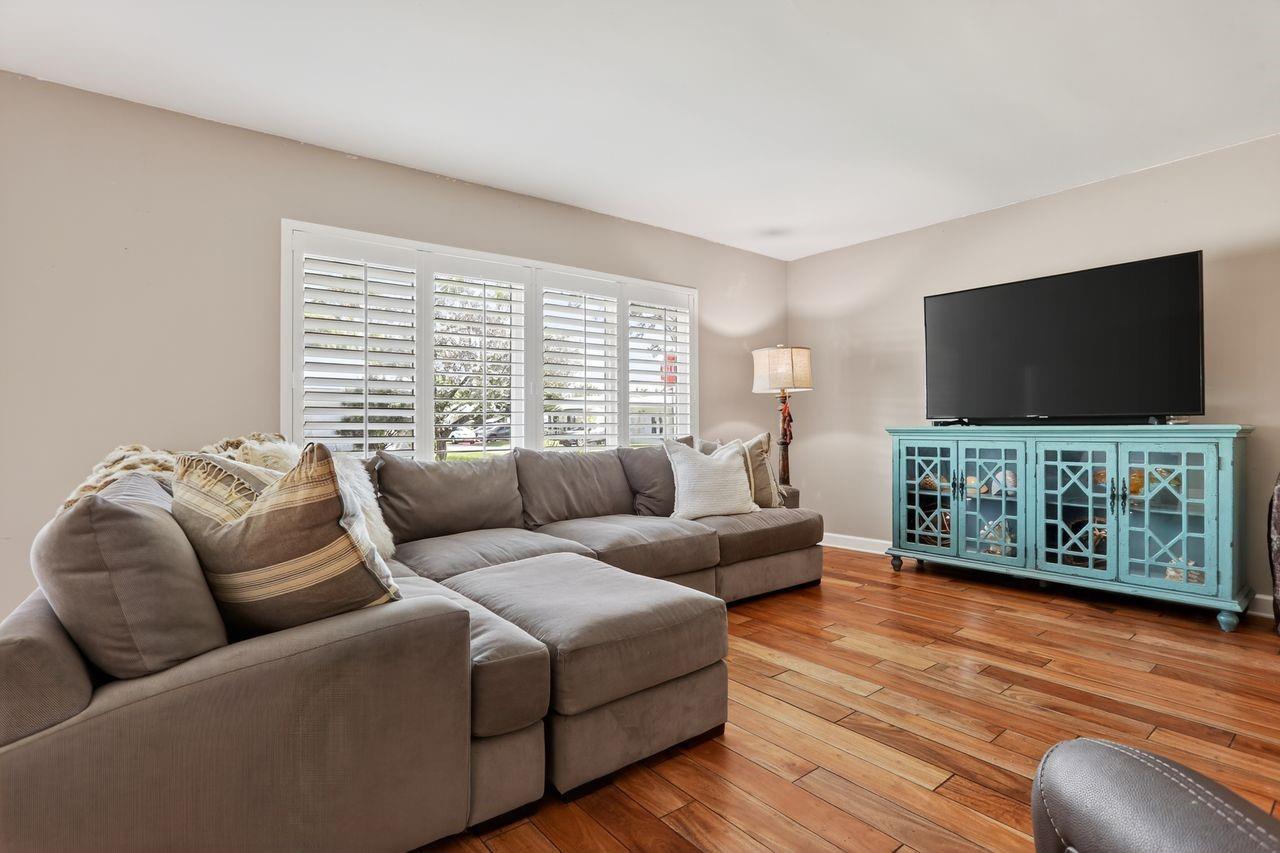 Mainlands Of Tamarac Lake - Residential