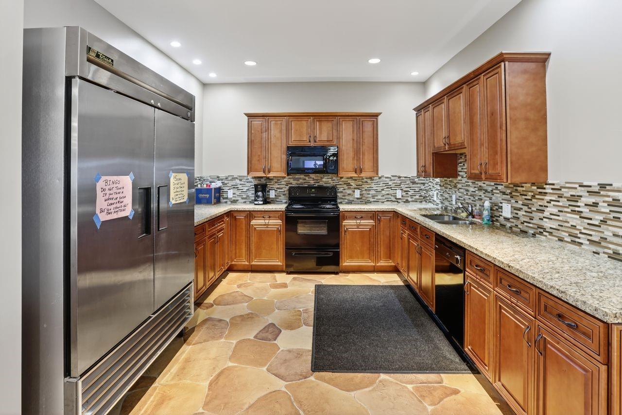 Mainlands Of Tamarac Lake - Residential
