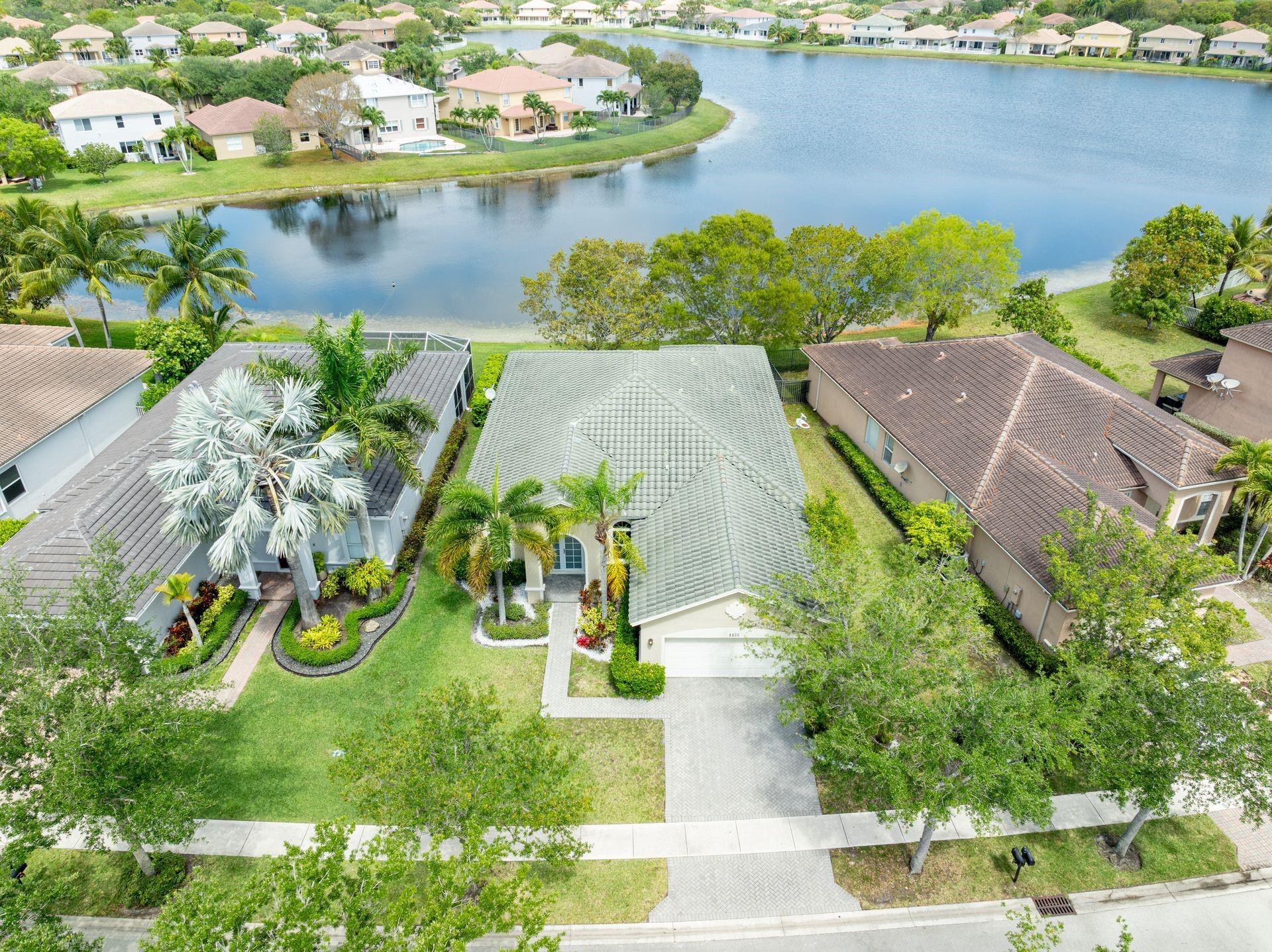 ISLES AT WESTON - Residential