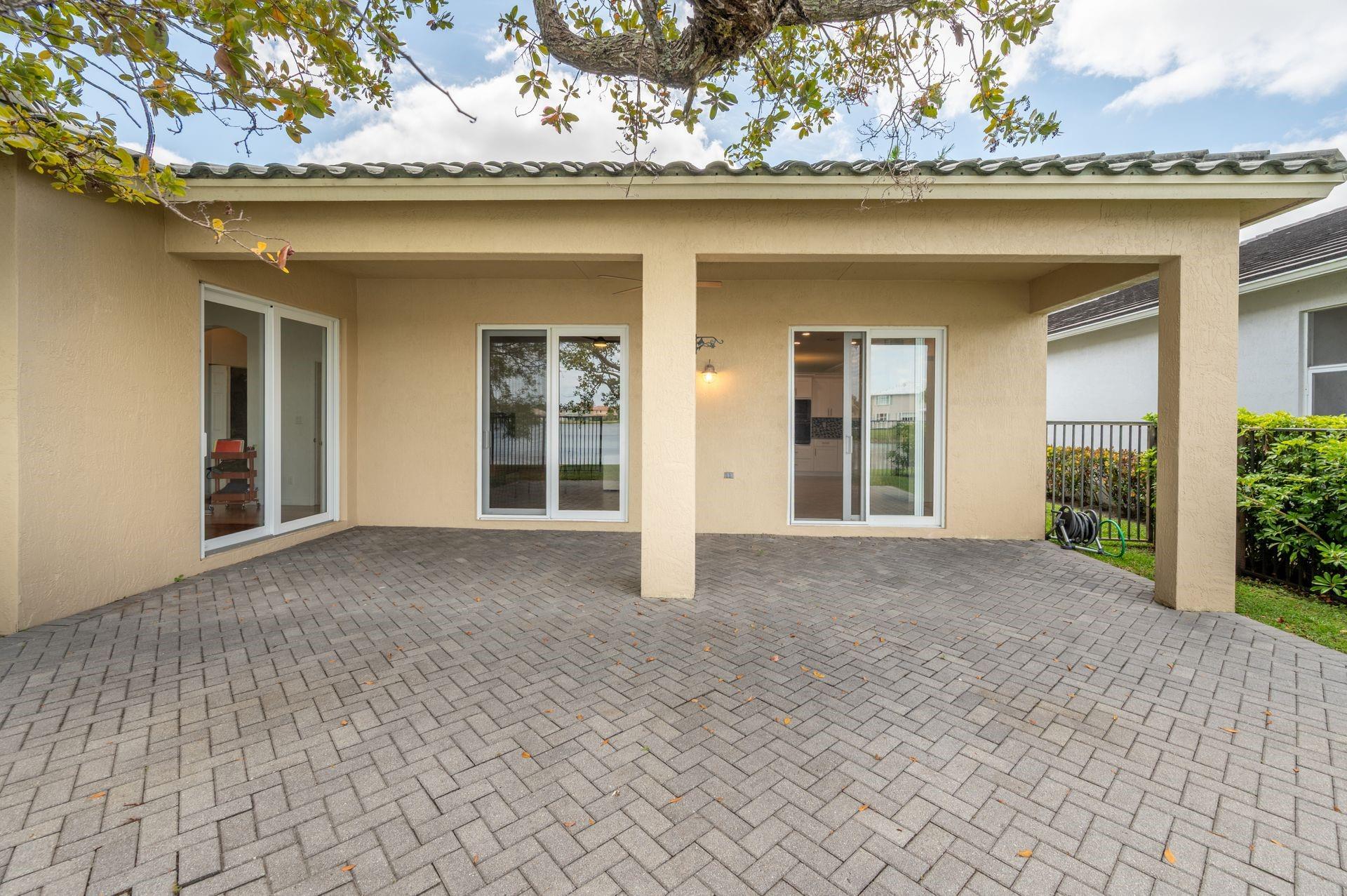 ISLES AT WESTON - Residential