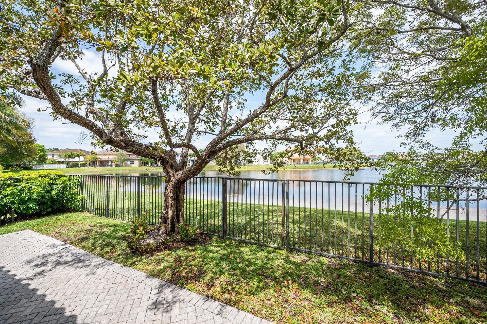 ISLES AT WESTON - Residential