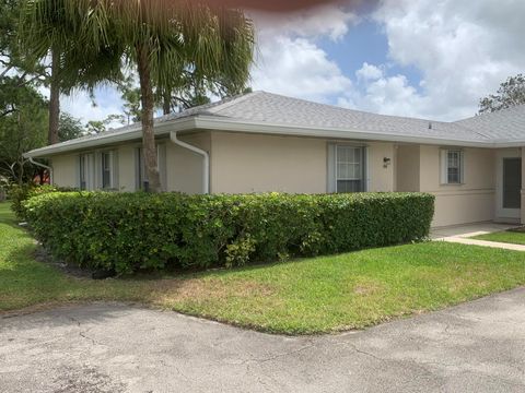 208 Cape Cod Circle 208 Lake Worth FL 33467