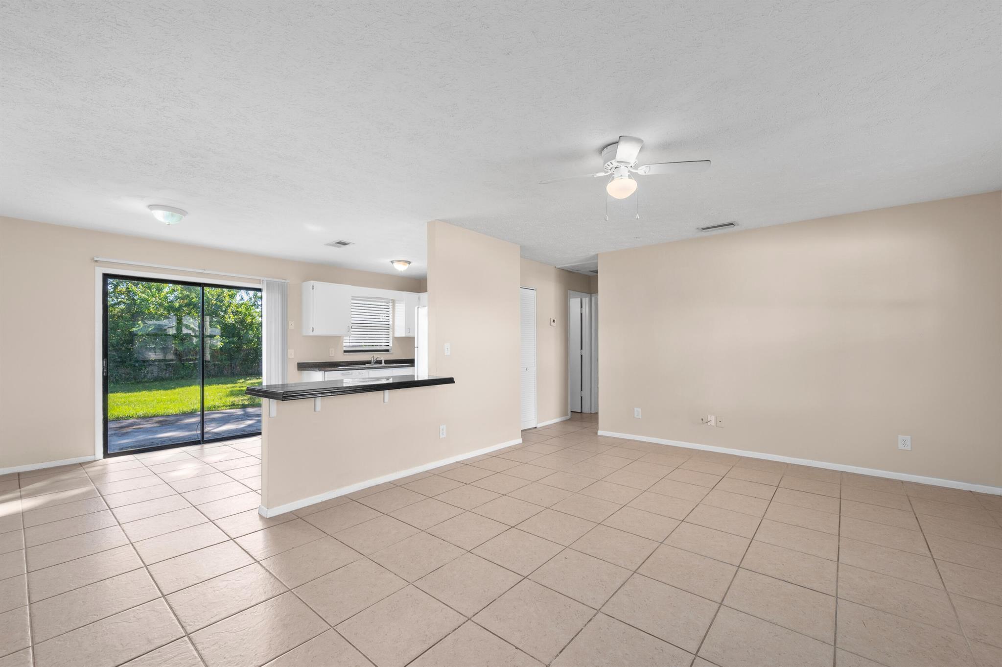 PORT ST LUCIE-SECTION 12- - Residential