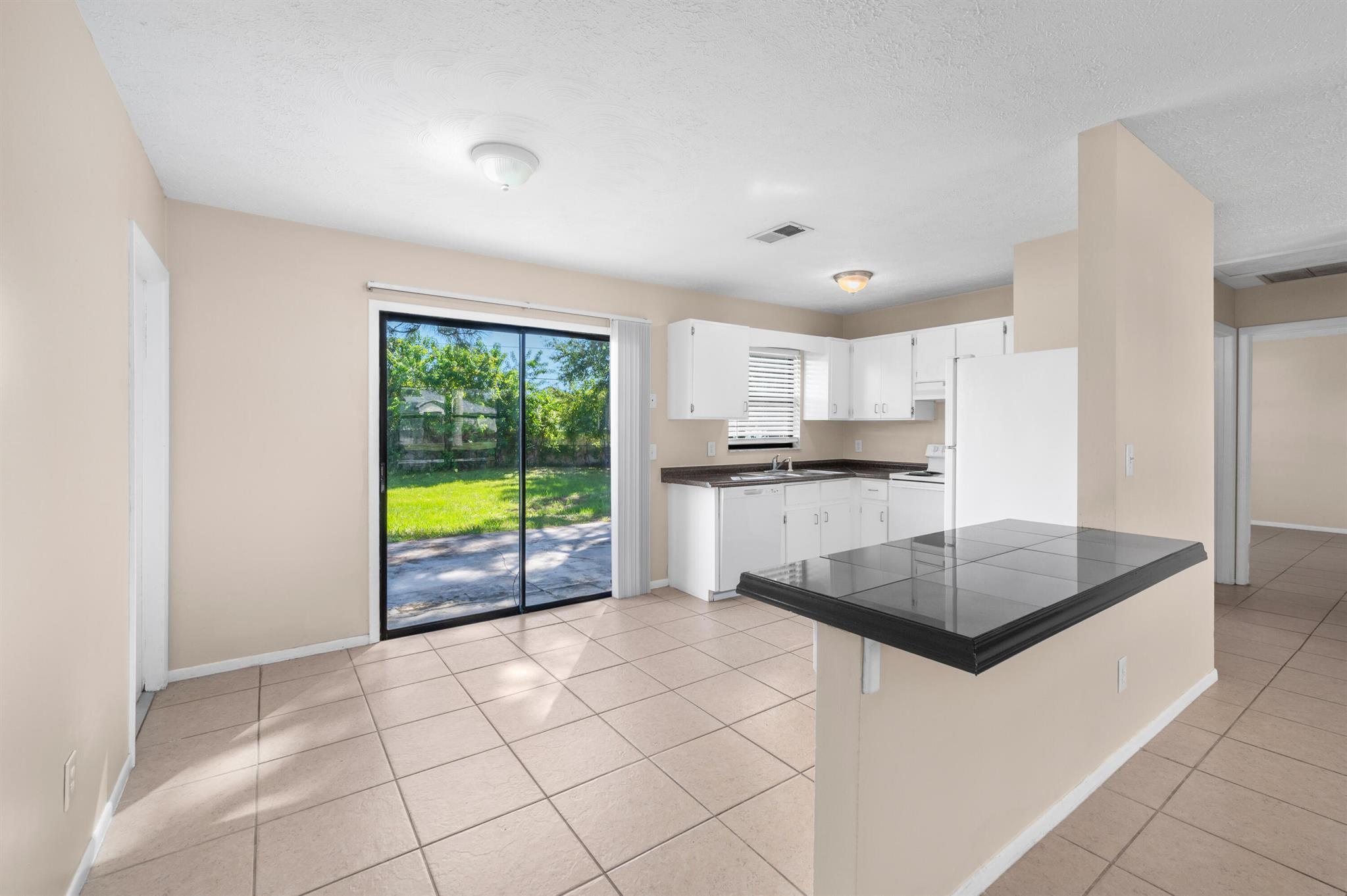 PORT ST LUCIE-SECTION 12- - Residential