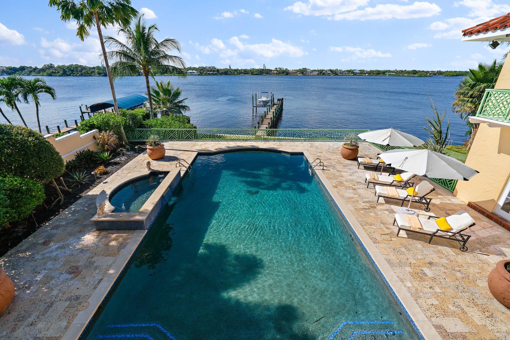 Tequesta Country Club - Residential