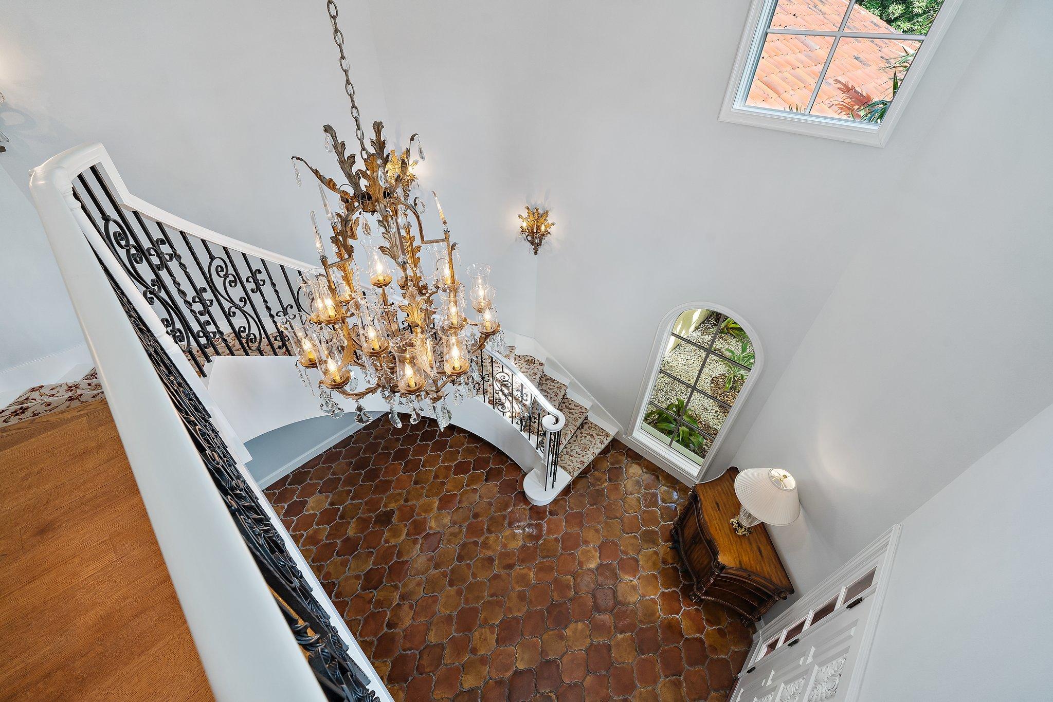 Tequesta Country Club - Residential