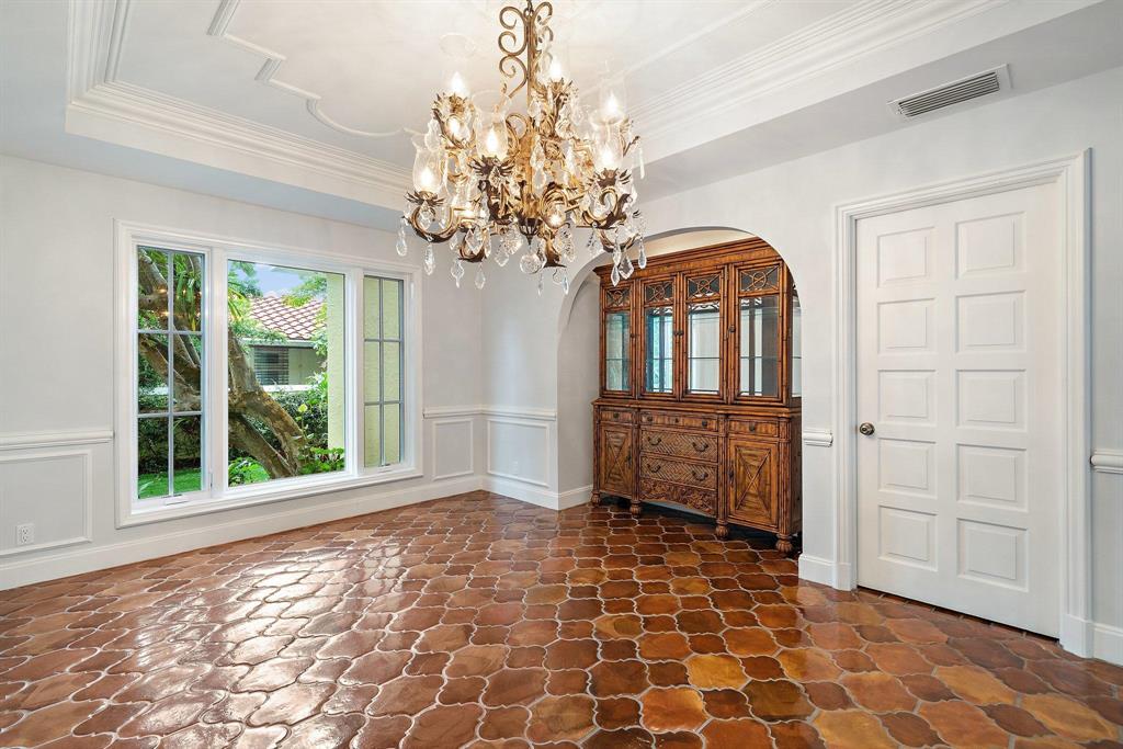 Tequesta Country Club - Residential