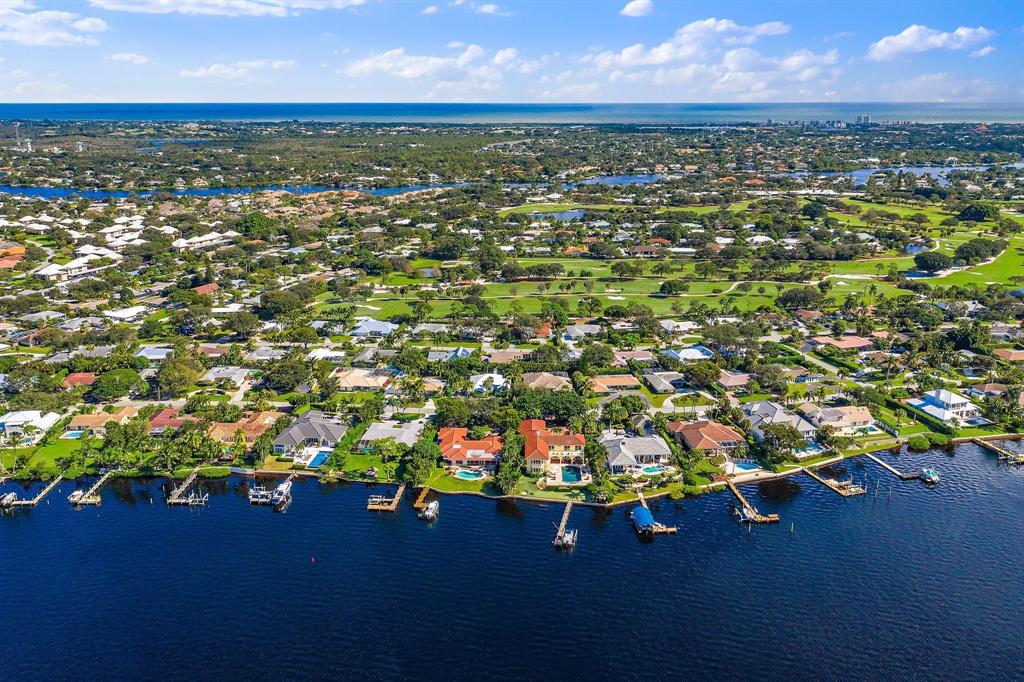 Tequesta Country Club - Residential
