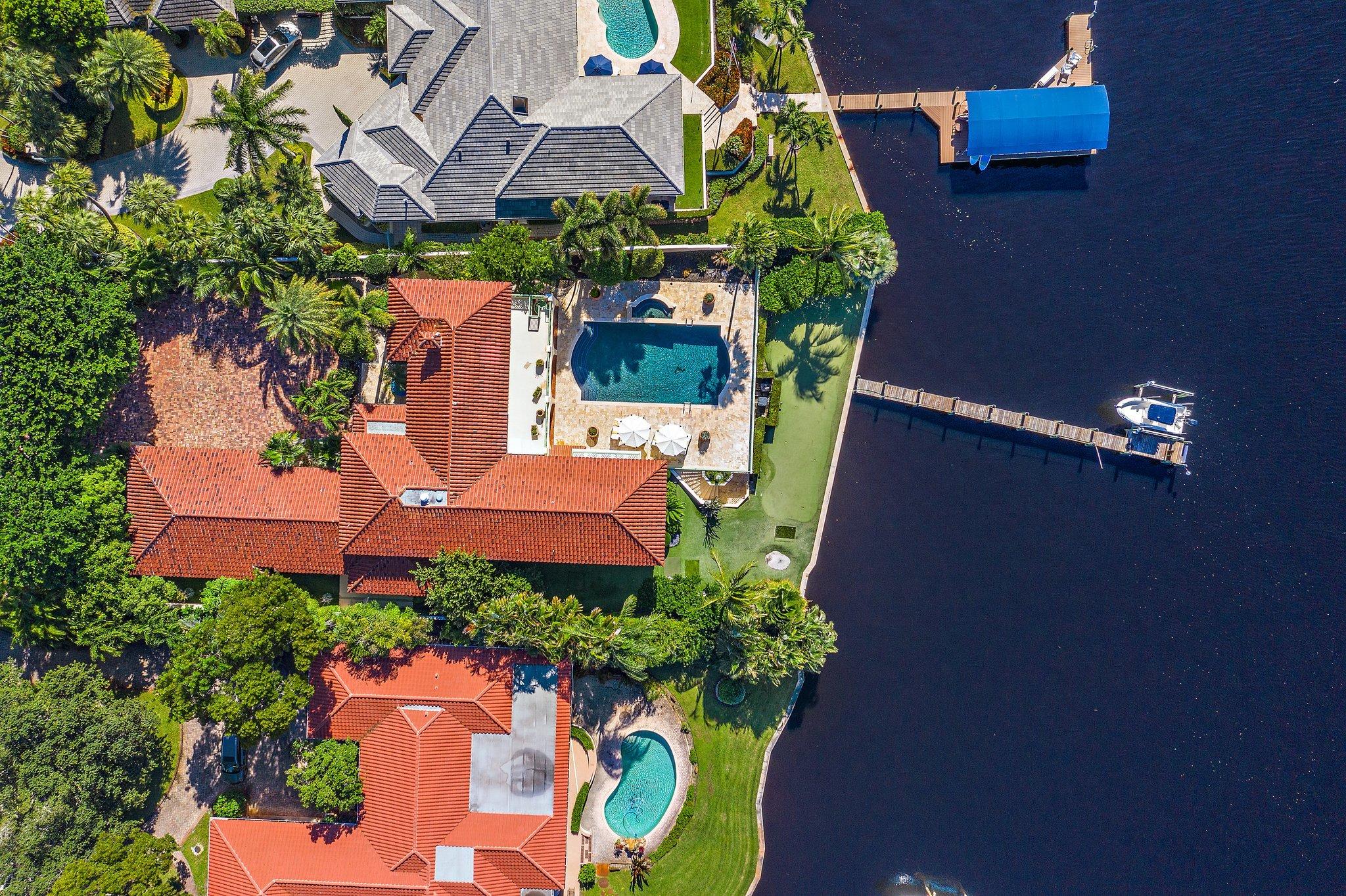 Tequesta Country Club - Residential