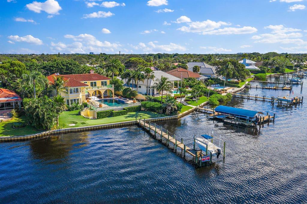 Tequesta Country Club - Residential