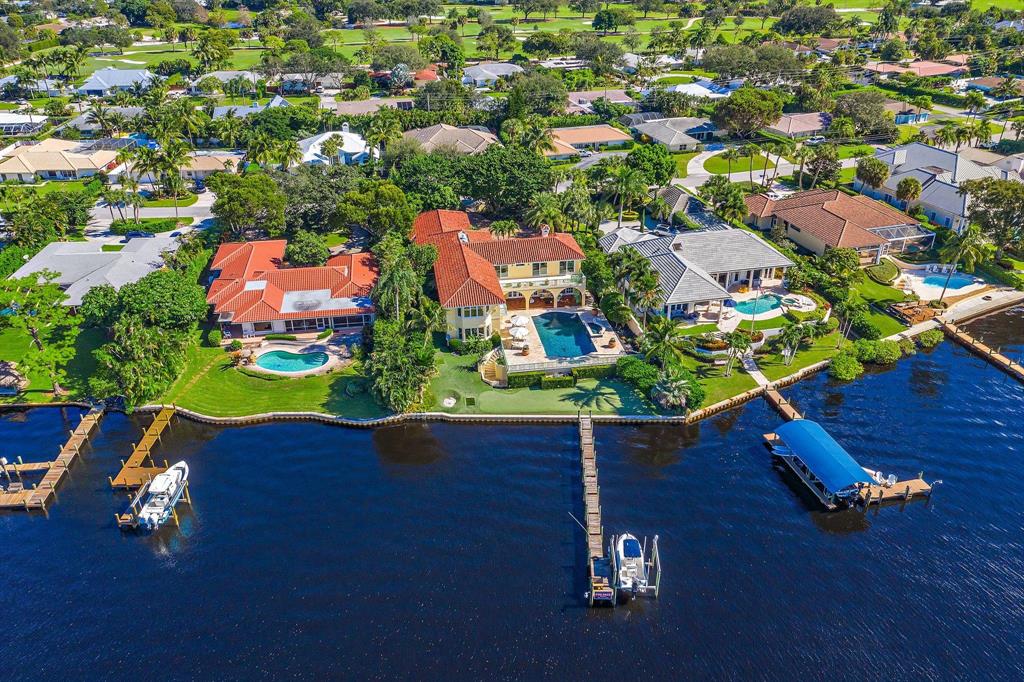 Tequesta Country Club - Residential