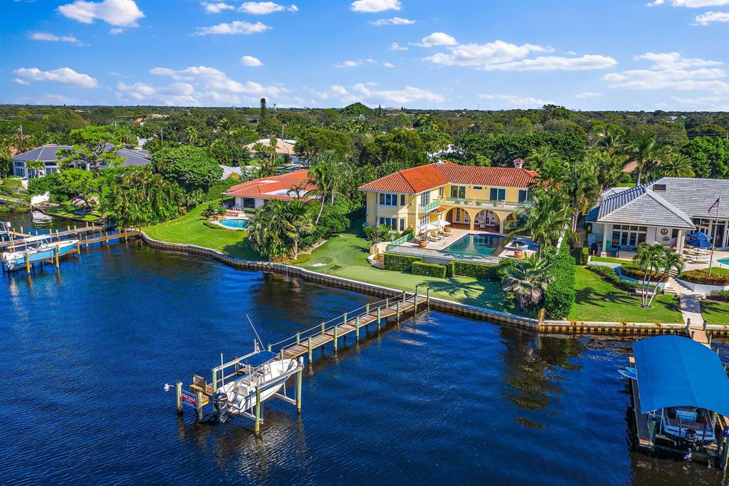 Tequesta Country Club - Residential