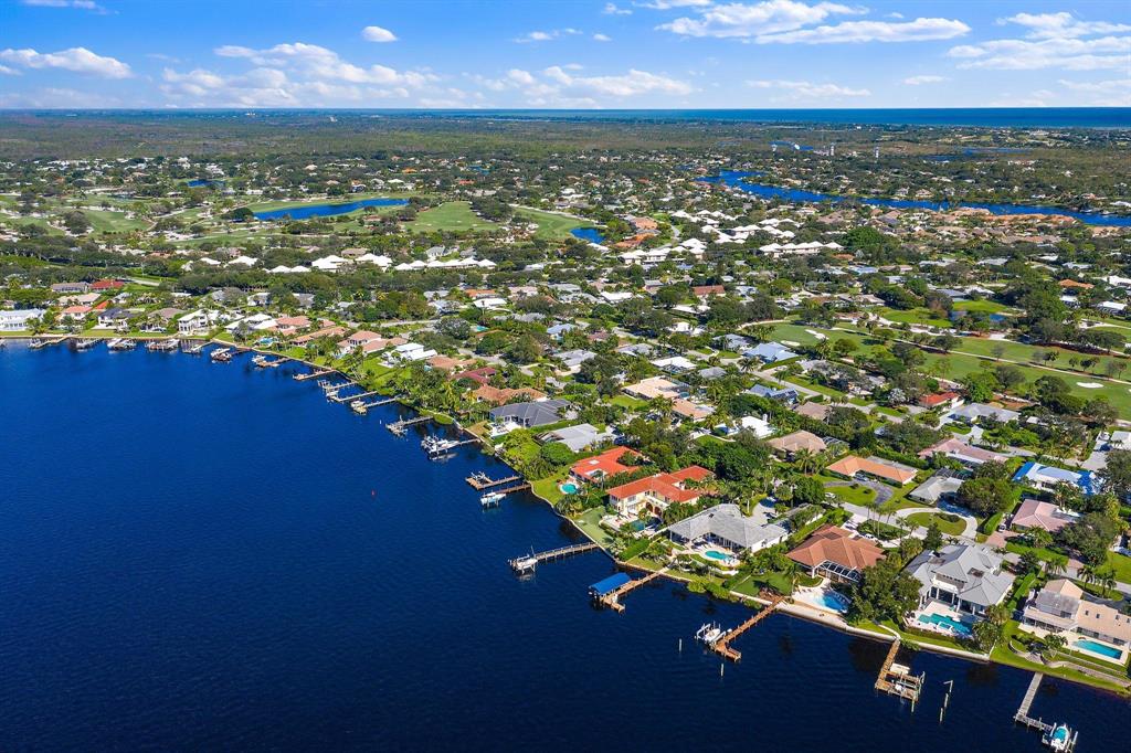 Tequesta Country Club - Residential
