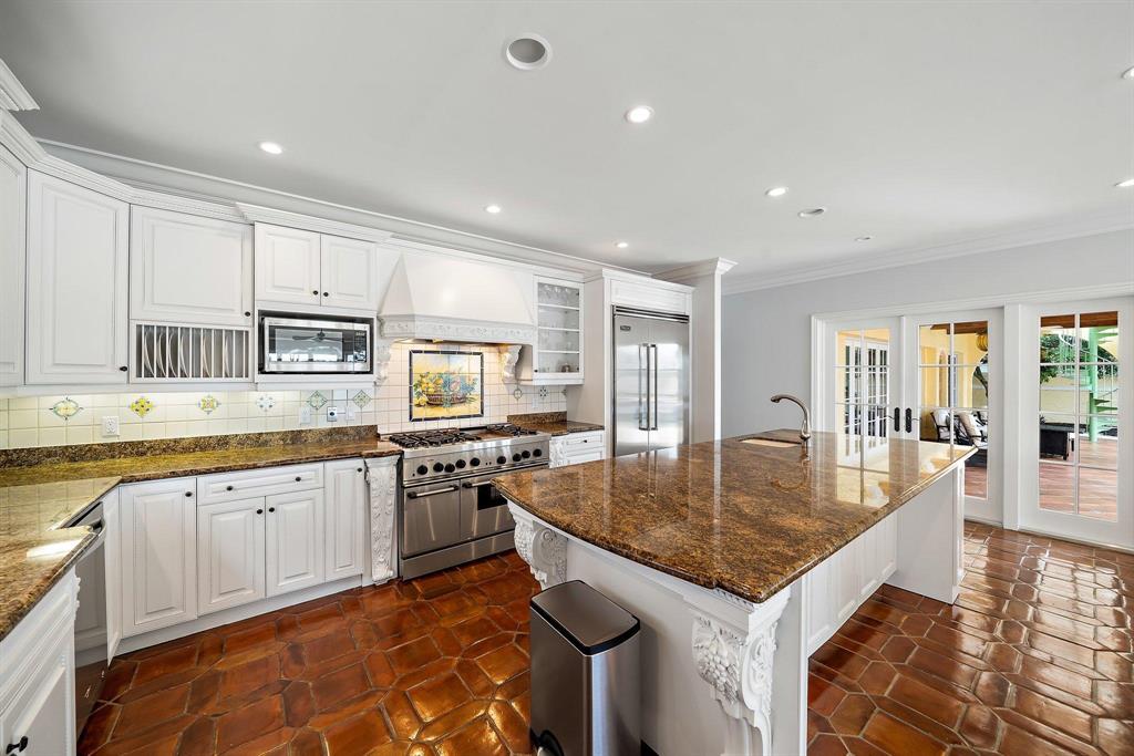 Tequesta Country Club - Residential