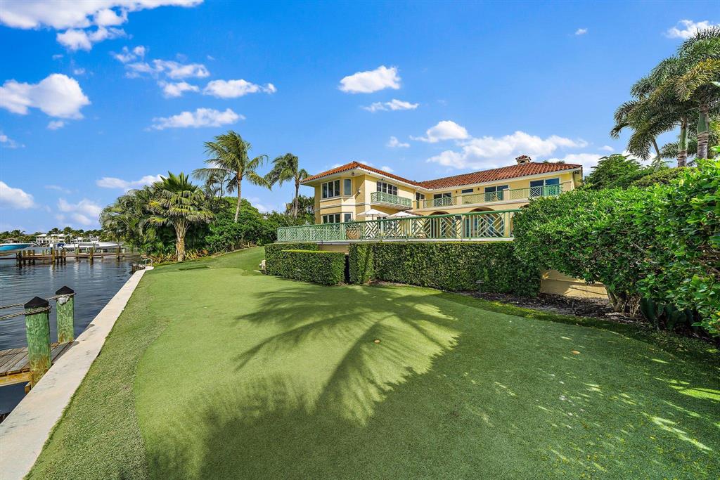 Tequesta Country Club - Residential