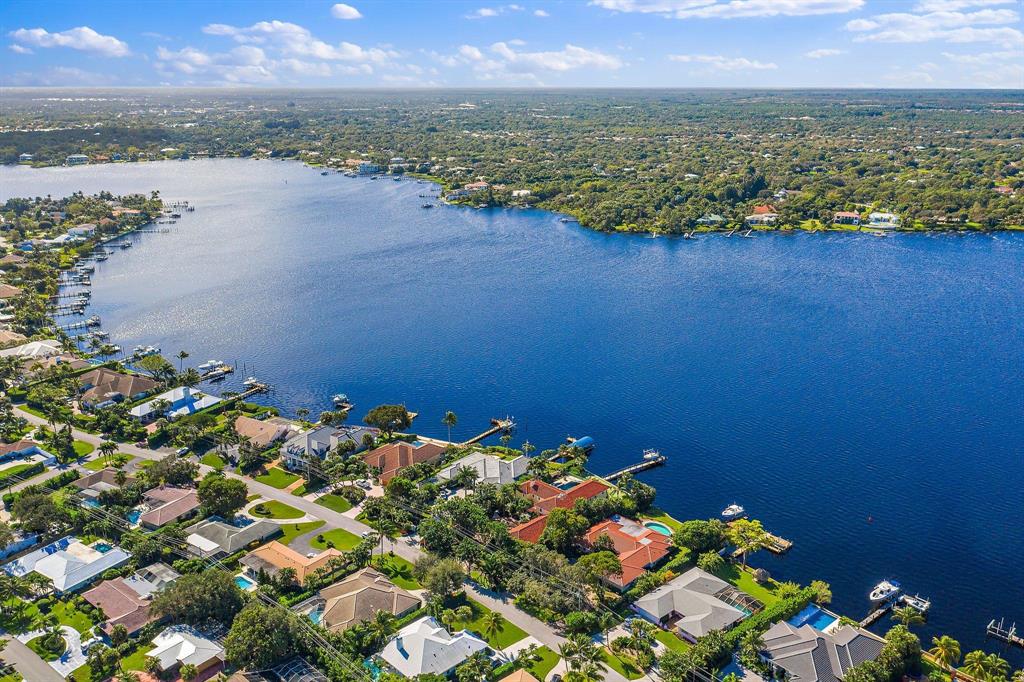 Tequesta Country Club - Residential